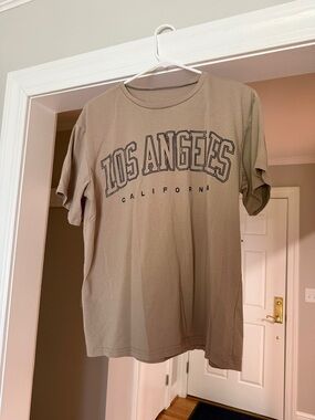 Amazon Tan "Los Angeles California" Graphic Short Sleeve Tee